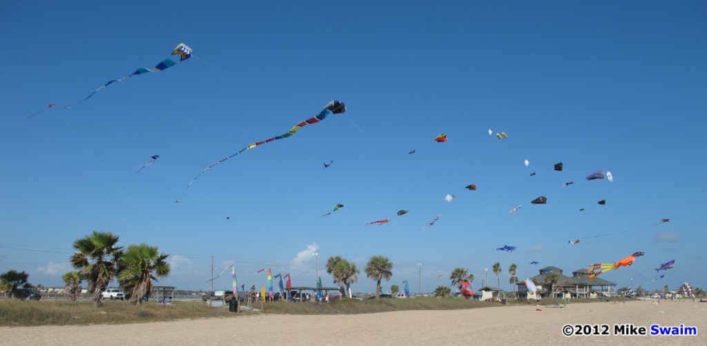 Great Texas Club Fly - Sky filled with colorful shapes